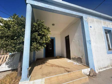 Ierapetra House for renovation in Ierapetra near all amenities. The property is 96m2 located on a plot of 400m2. It consists of 4 rooms and it is has a garden as well as a yard. The house is situated on the main road. It has easy access and parking. ...