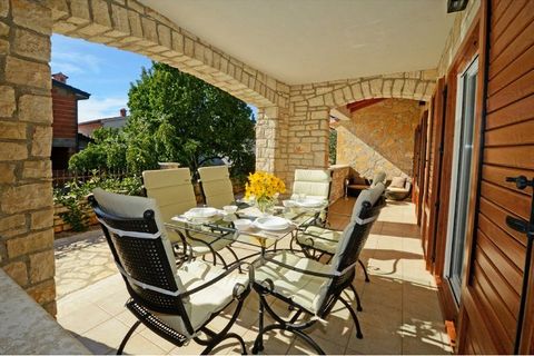 This holiday home in Rogovici is spacious and stylish. 3 bedrooms are available in this home to sleep 8, amking it suited for a large family or group. There is a swimming pool to enjoy a few laps in the comfort of home and fenced courtyard for enjoyi...