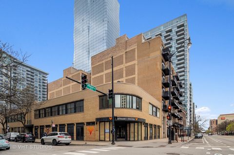 The subject property is located at the SEC of Wabash Avenue and 13th Street in Chicago's vibrant South Loop with close proximity to the Loop, Michigan Avenue, and the Museum Campus. This building sits on a lot line of 55' on Wabash and 171' on 13th S...
