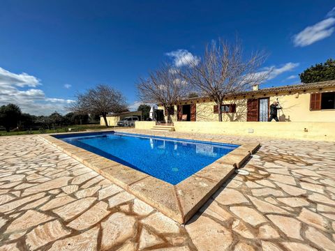Attractive villa with rental license, pool and distant sea views near Porto Cristo This wonderful Mediterranean style finca is on a large plot of around 14.000m2 and is offered for sale near the coastal town Porto Cristo. It enjoys peaceful and priva...