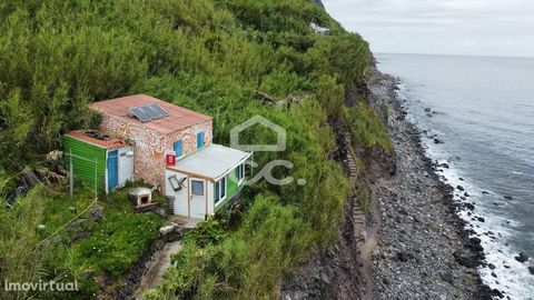Rustic Land with 6.969,00 m2 Summer House Drinking water Solar Panels Pedestrian Access of only 15 Minutes Privileged View over the Sea and Village of Povoação Unique Product Povoação is a Portuguese parish in the municipality of Povoação, Azores, wi...