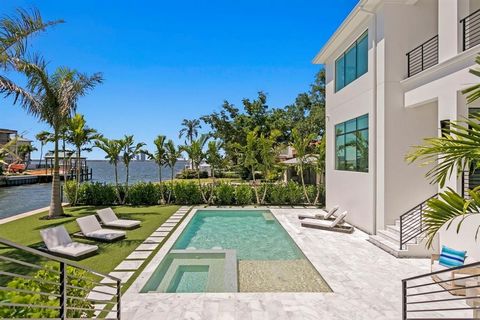 Davis Islands Unrivaled Luxury. Coastal Modern 2023 built waterfront construction boasting spectacular views and breathtaking sunsets on one of the neighborhood's most sought-after streets. Extensively upgraded by the current owners after initial con...