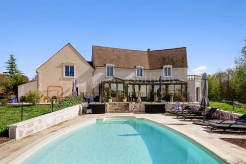 Crespières 15 kms from Saint-Germain-en Laye and 20 kms from Versailles, with quick access to the A13/14. Schools in the village, buses and transport. Saint-Nom-la-Bretèche SNCF station is 10 minutes away. Bus nearby to the famous schools of Versaill...