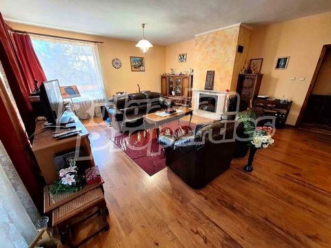 For more information call us at ... or 052 813 703 and quote the property reference number: Vna 83968. Responsible broker: Kalina Ivanova Three-storey family house in Kalina district Breeze. It is located on the second line of the highway to Golden S...