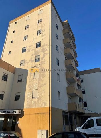 *LEASED PROPERTY* Excellent investment opportunity if what you are looking for is profitability and appreciation! 2 bedroom apartment with a total area of 84m2 plus parking place located in Baguim do Monte, Gondomar, Porto District. 30 minutes from d...