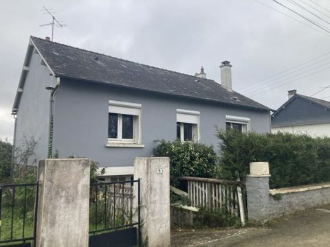 3 bedroom house on one level in the commune of St Georges Buttavent. Three-bedroom house with new fitted kitchen. Three bedrooms, lounge, bathroom and separate toilet. Double glazing for the most part with roller shutters. New glazed door to terrace ...