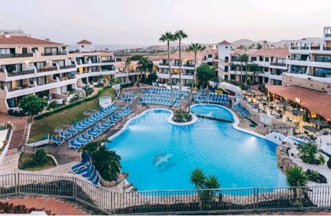 Excellent one-bedroom apartment in Golf del Sur. Excellent one-bedroom apartment in Golf del Sur with a charming 10 m2 terrace. Located on the second floor, accessible by both elevator and stairs, this cozy apartment is located within a private compl...