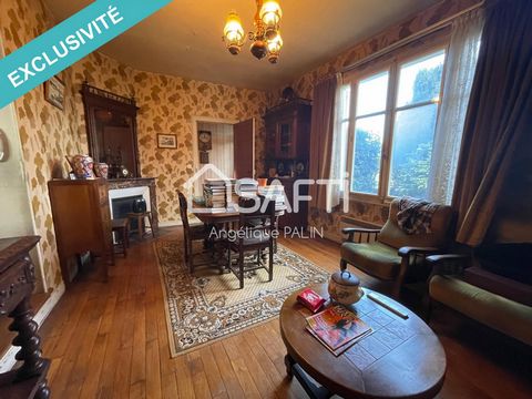 You will fall under the authentic charm of this house, its fireplaces, parquet floors and old tiles from the entrance! Located in a pretty village Argonnais with shops, doctor, school group, canteen and extracurricular activities, it consists on the ...