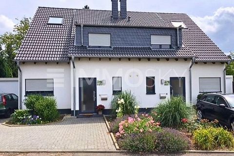 +++Please understand that we will only answer inquiries with COMPLETE personal information (complete address, phone number and e-mail)! +++ We present you an exquisite opportunity to make your living dreams come true. This modern semi-detached house ...