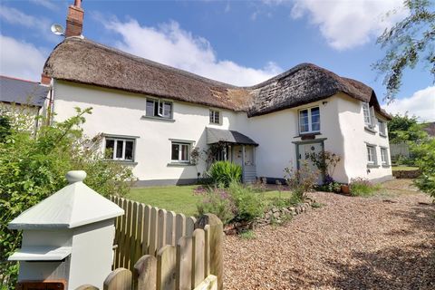 A beautiful thatched cottage, offering exceptional accommodation, high ceilings, lovely wraparound cottage garden. This stunning property, whilst set right in the heart of the village, is hidden away and offers exceptional tranquillity. Iddesleigh is...