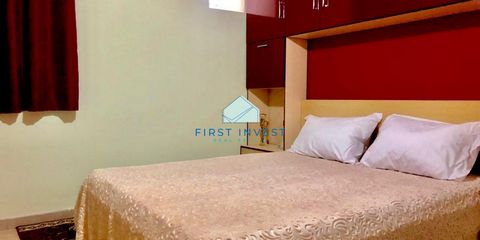 Villa suitable for Hostel for sale and currently works as a hostel with daily weekly monthly rent for families and foreigners. The villa has 2 floors. It has a land area of 116.20 m2 and a total construction area of two floors of 125.1 m2 and more. o...