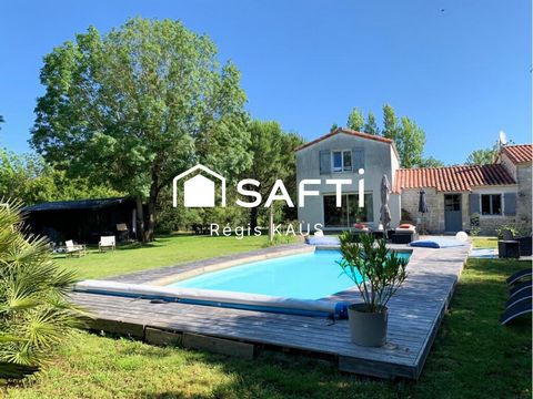 Située dans la commune de Nalliers (85370) en plein cœur de la nature préservée du Sud-Vendée, cette propriété offre un cadre paisible et bucolique. Les services et commerces de proximité sont accessibles en 5 minutes, (école, maison de santé, banque...