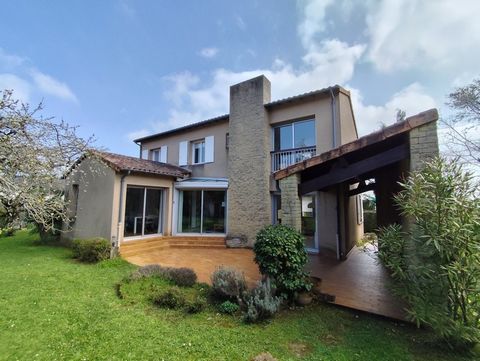 Maison à vendre Poitiers - 5 ch - 193 m2