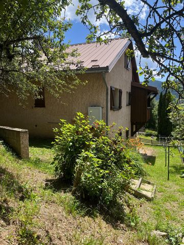 Chalet 117m² - centre Seyne - opportunite locative