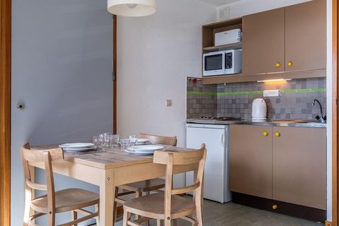 Il VVF Val-Cenis Haute-Maurienne comprende 2 siti distanti 450 metri l'uno dall'altro su ogni lato del fiume Arc: Val Cenis le Haut con 95 abitazioni integrate nel villaggio turistico, distribuite in piccoli gruppi di 1, 2 o 3 piani. Vicino al Cabino...