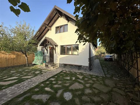Located in Cornu de Jos (Cornu). Excellence Through Experience! We exclusively present for sale an elegant 5-room individual villa with additional spaces, located in the center of Cornu Commune, right next to the Town Hall and the park. The property ...
