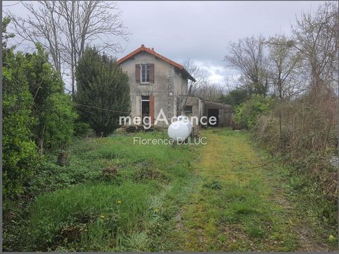 MAISON STYLE GARDE-BARRIERE AVEC JARDIN ARBORE
