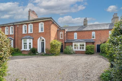 With its handsome bay frontage and glorious proportions, this Victorian home is enormously appealing. Set amidst attractive period properties within walking distance of the town centre, the location will also impress. Well cared for by the current ow...