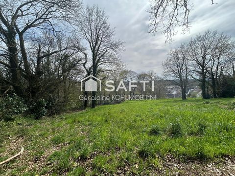TERRAIN 693 M²