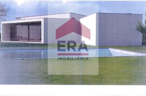 1112sqm Plot of land for construction. Approved project for housing construction by the Architect Álvaro Siza Vieira. Inserted in the Bom Sucesso Design Resort, Leisure, Golf & Spa. *The information provided is for information purposes only, not bind...