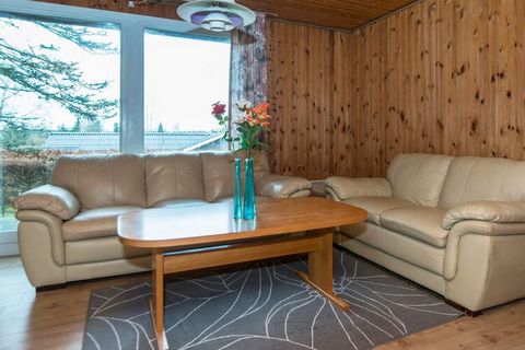 Holiday home located in scenic surroundings by Truust. The cottage is of older date but is nice and well maintained. There are three good rooms, two rooms with a double bed and a room with a bunk bed, which are most suitable for children. There is a ...