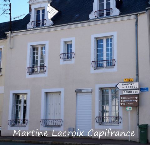 Dpt Sarthe (72), à vendre LA FERTE BERNARD maison P6 de 185 m² - Terrain de 275,00 m²