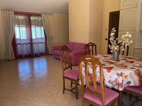 Welcome to the wonderful village of Polino, set in a breathtaking landscape that will leave you breathless. Here we present a recently completed apartment, ready to welcome you. This jewel consists of a large and bright living room with kitchenette, ...
