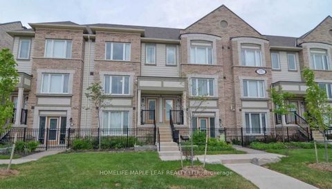 Absolutely Stunning 2 Bedroom Condo Townhouse Built By Daniels. Prime Location. Bright Open Concept Living Room and Upgraded Large Kitchen With Centre Island. Spacious Bedrooms With Attached Washrooms at Upper Floor. Open Concept Living Room. Fully U...