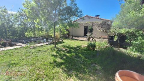 Gard (30), for sale 5 minutes from Ledignan, in the pretty village of Moulezan accompanied by its local shops, new, this magnificent 2014 type T5 house of 83 m², currently being moved. This property is located on the edge of the Bois des Leins, quiet...