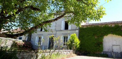 Dpt Charente (16), à vendre LUXE maison P6 - Terrain de 3 580,00 m²