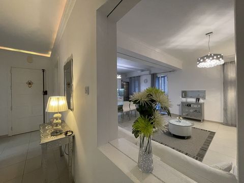 A well appointed nicely renovated apartment on the first floor located in lower Valletta. This residence features a square shaped layout comprising a spacious open plan kitchen living and dining area benefiting from two small balconies. The accommoda...