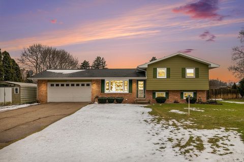 Welcome to this adorable well-maintained home located near Jimtown Schools.This beautiful home offers an 18'x32 inground swimming pool, 3 Bedrooms, 2 full bathrooms, Living room, dining room, family room, 2-car attached garage and more. Recent update...
