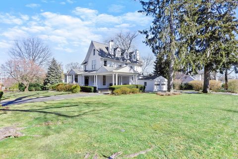 This 1878 Victorian is on over a 1/2 acre in the coveted neighborhood of Orienta. Imagine the possibilities! The pictures show what 606 Walton can be; sun drenched and architecturally rich. Note the high ceilings, large rooms, leaded original windows...