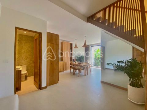 Discover the perfect blend of tranquility and convenience in Umalas with our modern, fully furnished villa. This exquisite property offers a seamless living experience, meticulously designed to cater to discerning homeowners and investors alike. Feat...