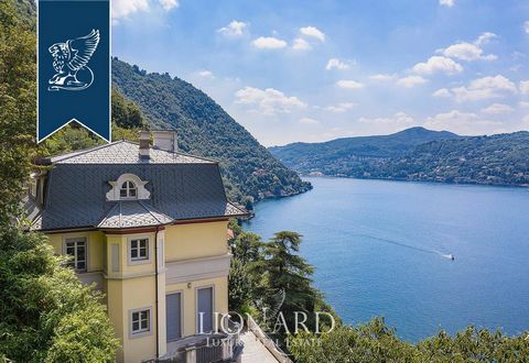 This stunning historical villa is for sale on the shores of Lake Como, offering breathtaking views of th lakeside. The period estate, dating back to the early twentieth century, is located in the renowned town of Blevio, a few kilometers from the his...