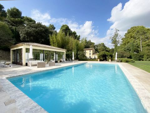 This remarkable 19th-century Provencal estate comprises three separate buildings. The main house has been lovingly restored using traditional materials and enjoys stunning views over the gardens, which are complemented by a superb 16 x 7m swimming po...