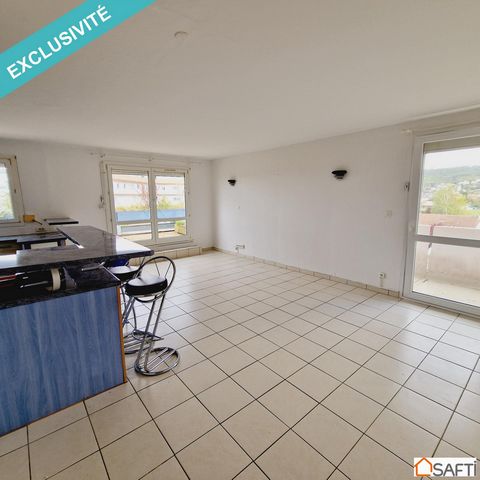 Located in the charming town of Ludres, this apartment of approximately 81 m² offers a pleasant and calm living environment. Close to shops and schools, Ludres benefits from a green environment ideal for families. This apartment on the fifth floor co...