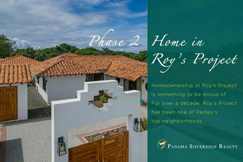 This boutique, like-new home in Pedasi is located in Phase II of Roy's Project. The home is less than one year old and is in pristine condition. Located only minutes from both town and the best Pedasi beaches, the home features 3 bedrooms and 2 bathr...
