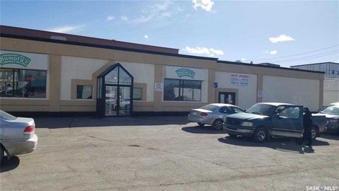 WELCONE TO 1616 ALBERT ST. YOU WILL FIND THIS TURNKEY RESTAURANT FOR SALE ( BUSINESS ONLY FOR SALE ASSETS) 144 SEATING. LICENCED. GREAT CUSTOMER PARKING. BUSINESS HOURS ARE 7 AM TO 4 PM. OWNER IS RETIRING. FREE STANDING BUINESS. CA TO BE SIGNED TO OB...