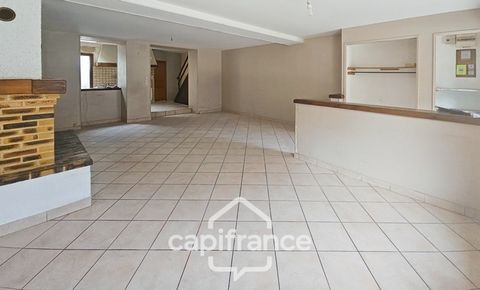 Dpt Nièvre (58), à vendre LA CHARITE SUR LOIRE maison de ville - 6 pièces - 122 m²