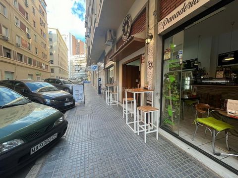 REF.: 0144-00156 Café Transfer in the Vibrant Soho of Malaga - A Unique Opportunity! Located in the heart of Soho, Malaga, a booming and highly sought-after area, this café offers a prime location surrounded by offices and tourist apartments, ensurin...