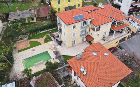 ID CODE: 15206 Saša Ivanišević Agent s licencom Mob: 091/670-7890 Tel: 051/271-365 E-mail: ... ... />Features: - Alarm - Garden - Balcony - Terrace - Parking - SwimmingPool - Garage