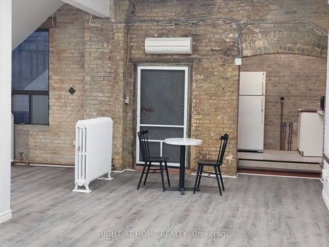 Light-filled and attractive modern industrial looking corner space at Queen and John Sts. Exposed brick, a charming kitchenette and two renovated washrooms. High ceilings, clean, newly renovated. Short walk-up to Queen St. West, steps to Osgoode Subw...