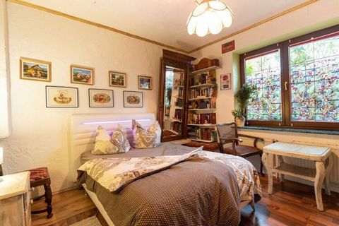 Este confortable apartamento de vacaciones de tres habitaciones con jardín de invierno está situado en una casa adosada en las afueras de la ciudad hanseática de Wismar, directamente en la costa báltica de Mecklemburgo, entre las ciudades hanseáticas...