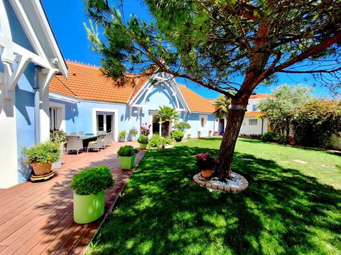 VILLA D’EXCEPTION – 240 M² – CHÂTELAILLON-PLAGE