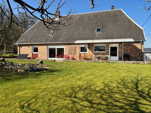 ? Rare sur le secteur ! Grande maison A VENDRE : typique de lAvesnois, à la lisière de la forêt anorienne-11 pièces - 6 chambres- ANOR (59)
