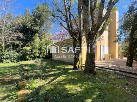 Talence Belle maison rénovée de 165m² sur une parcelle de 480m² avec garage