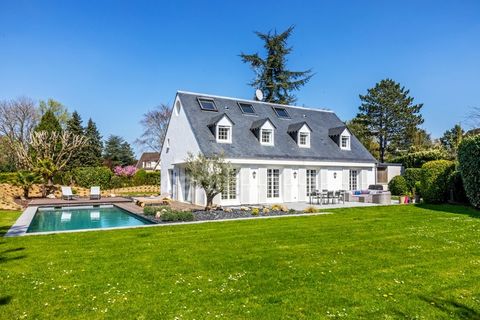Maison dException à Noisy-le-Roi Domaine Privé de La Tuilerie