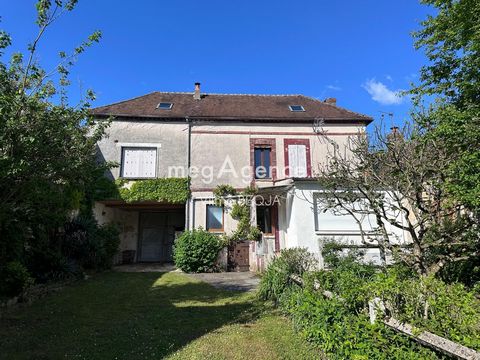 Maison 5 chambres sur 742m2 de terrain clos