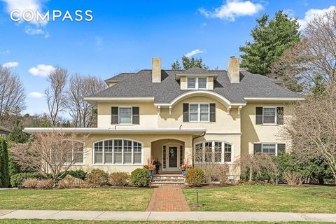 Experience the perfect blend of timeless elegance & modern luxury in this stunning 5-6-bedroom home, set on one of the town’s most picturesque streets. The stunning state of art chef’s kitchen was just completed & seamlessly connects to a butler’s pa...